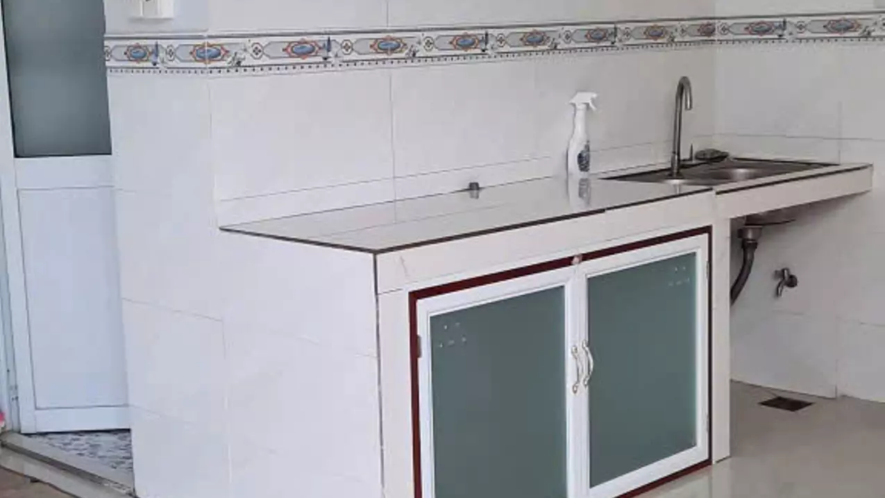 002. Chủ gửi:Nhà 3,8 triệu 2 phòng ngủ Cồn Khương trục chính hẻm-anh-3