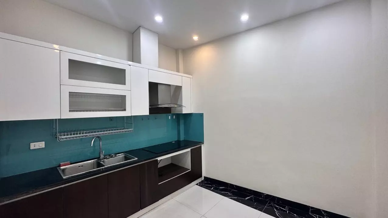 30M- NHỈNH 4T.Ỷ - NGỌC THUỴ - LONG BIÊN - HÀ NỘI .-anh-2