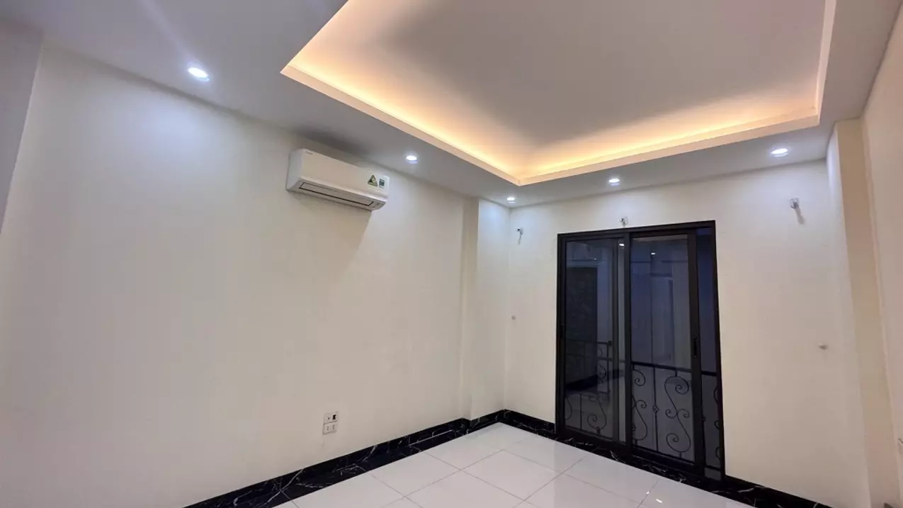 30M- NHỈNH 4T.Ỷ - NGỌC THUỴ - LONG BIÊN - HÀ NỘI .-anh-4