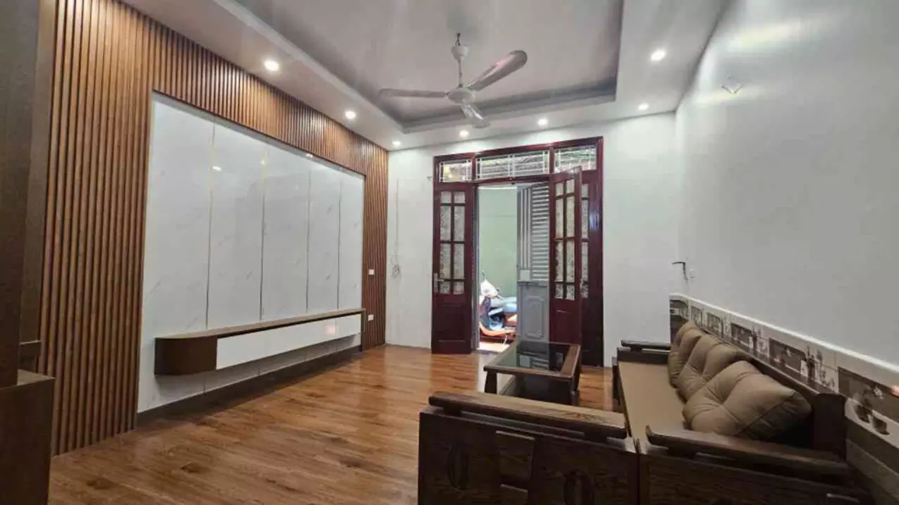 ???? 36 M2 NHÀ ĐẸP THẠCH BÀN – FULL NỘI THẤT – Ô TÔ ĐỖ CỬA ????-anh-2
