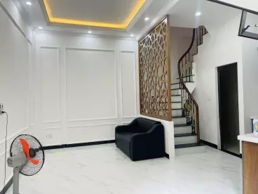 Bán nhà Đội Cấn 43m vuông, ngõ 279 rộng hơn phố, mặt tiền 3.5m giá 6 tỷ 950 triệu.-anh-7