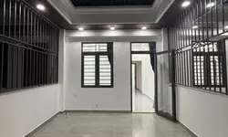 5 TỶ CÓ NGAY CĂN NHÀ 3 TẦNG NGAY MẶT TIỀN, XE HƠI NGỦ TRONG NHÀ VỊ TRÍ VÍP NHẤT QUẬN 9-anh-10