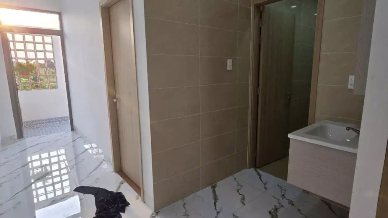 Bán 2 nhà mới xây Phước Vân dt 115m2 , 1 lầu,4pn,3wc hướng Đông Bắc giá 2,75 tỷ / căn-anh-6