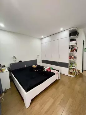 Bán nhà Nguyễn Văn Cừ, phân lô 2 mặt tiền, 100m x 6 tầng, thang máy, gara, 19 tỷ 5-anh-7