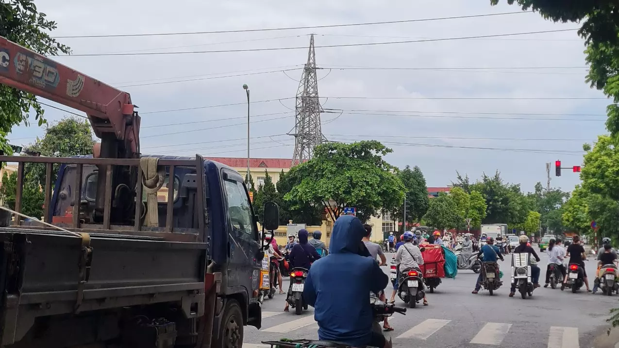 BÁN ĐẤT TẶNG NHÀ MẬU LƯƠNG. 52M2 CHỈ HƠN 5 TỶ. Ô TÔ ĐỖ CỬA. NHÀ 2 MẶT TIỀN THOÁNG-anh-1