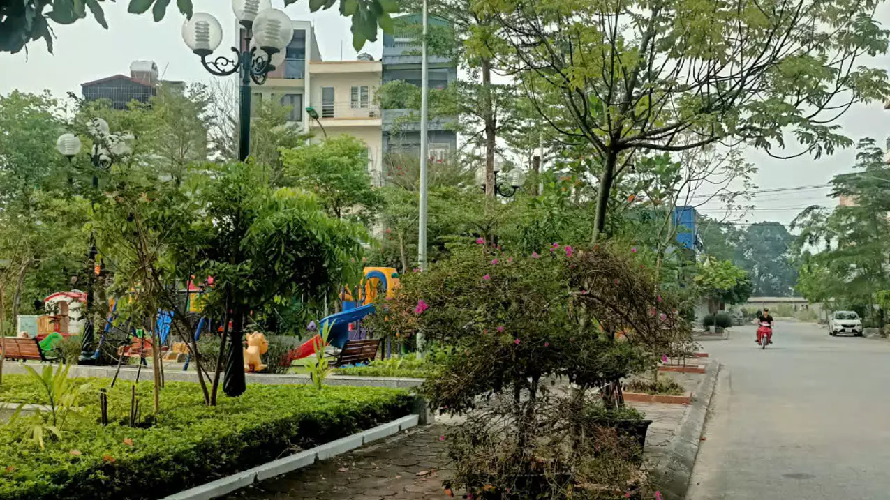 Bán gấp lô góc phố xốm mặt đường lớn kinh doanh đỉnh cao view hồ 3 ô tô tránh-anh-4