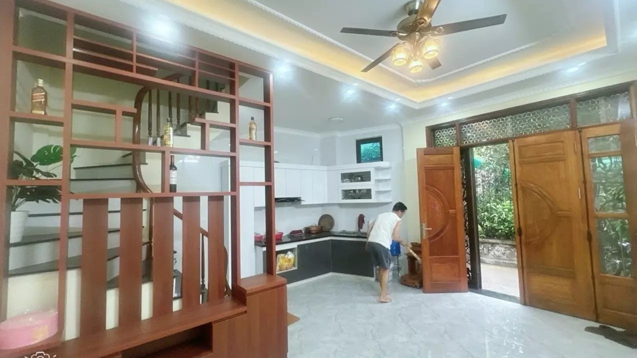 Bán gấp lô góc phố xốm mặt đường lớn kinh doanh đỉnh cao view hồ 3 ô tô tránh-anh-5