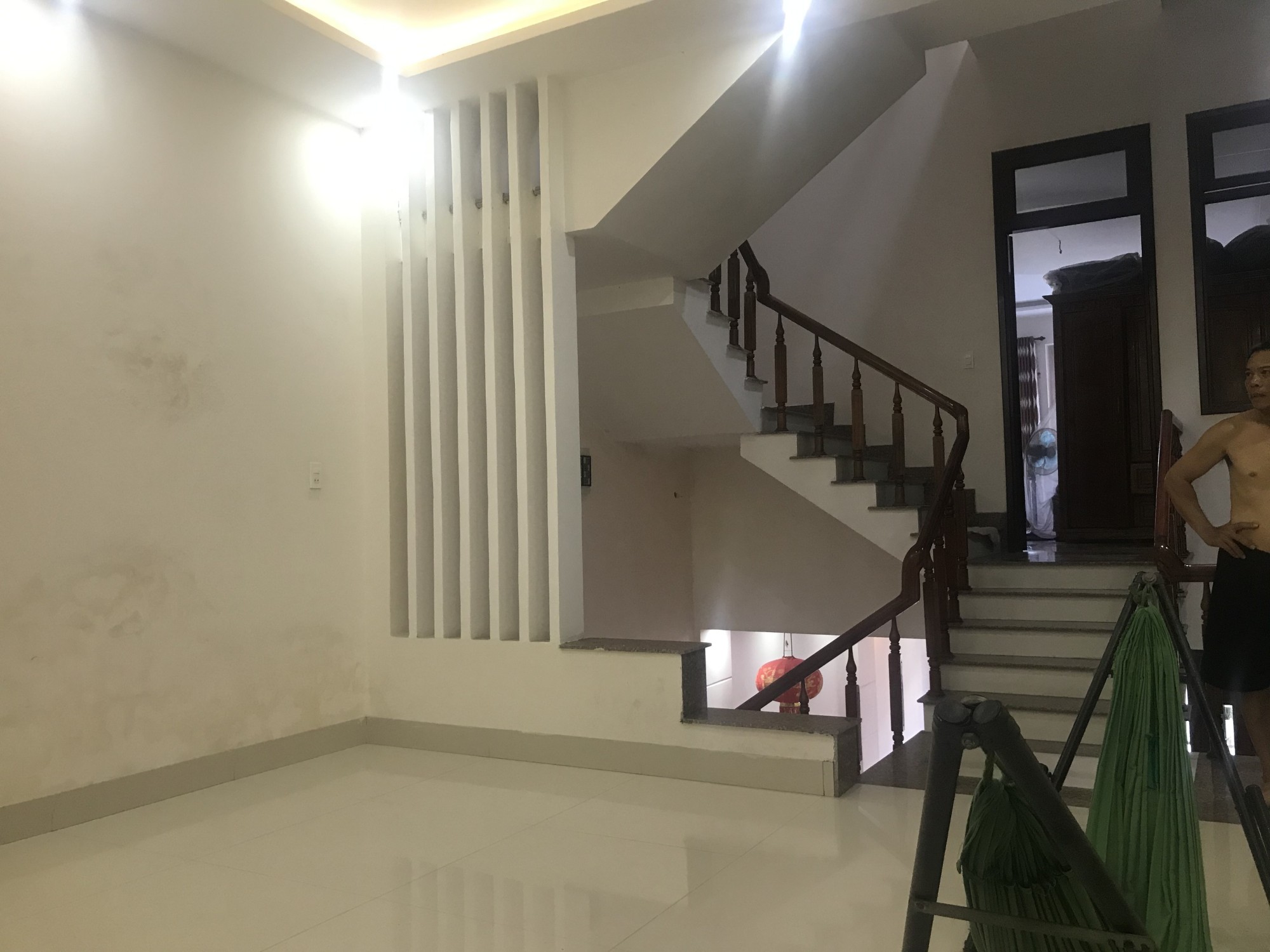 Bán gấp nhà  MT Vũ Hữu, Hải Châu, 90m2, 3 tầng, Đường 7m5,  Giá chỉ 8.9 tỷ TLCC.-anh-4