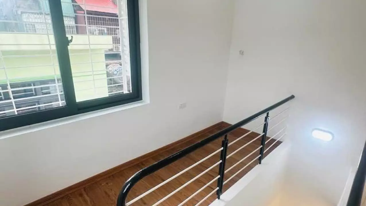 Bán gấp nhà ngõ 409 Kim mã. Diện tích 65m2, xây 5 tầng, mặt tiền 4m SĐCC. Giá 3280 triệu-anh-3
