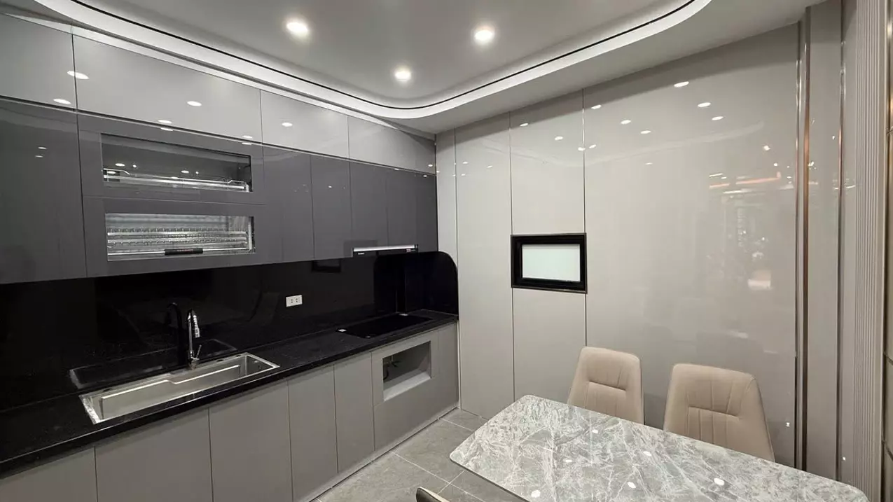 Bán gấp nhà Quan Nhân: 38m2 x 5 tầng kiên cố, nội thất xịn, giá cực tốt 11 tỷ.-anh-3
