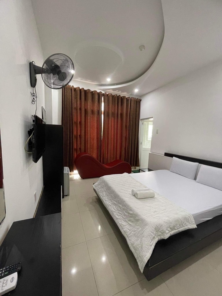 BÁN HOTEL KHU DÂN CƯ TRUNG SƠN – NGAY KHU BIỆT THỰ CAO CẤP- ĐANG CHO THUÊ 50 TR/ THÁNG - CHỈ 17 TỶ-anh-3