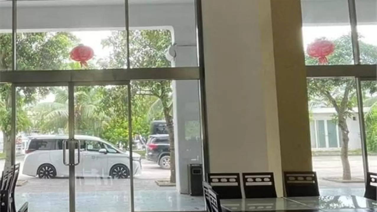 > BÁN HOTELL 3 SAO -SÁT CẢNG-TRUNG TÂM DU LỊCH BẬC NHẤT MIỀN BẮC
DÒNG TIỀN 2,4 TỶ/ NĂM-anh-4