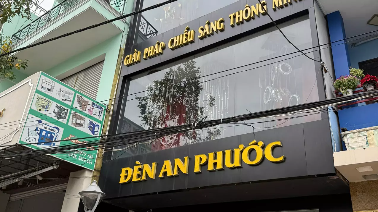 Bán LỖ nhanh nhà mặt tiền Núi Thành-anh-2