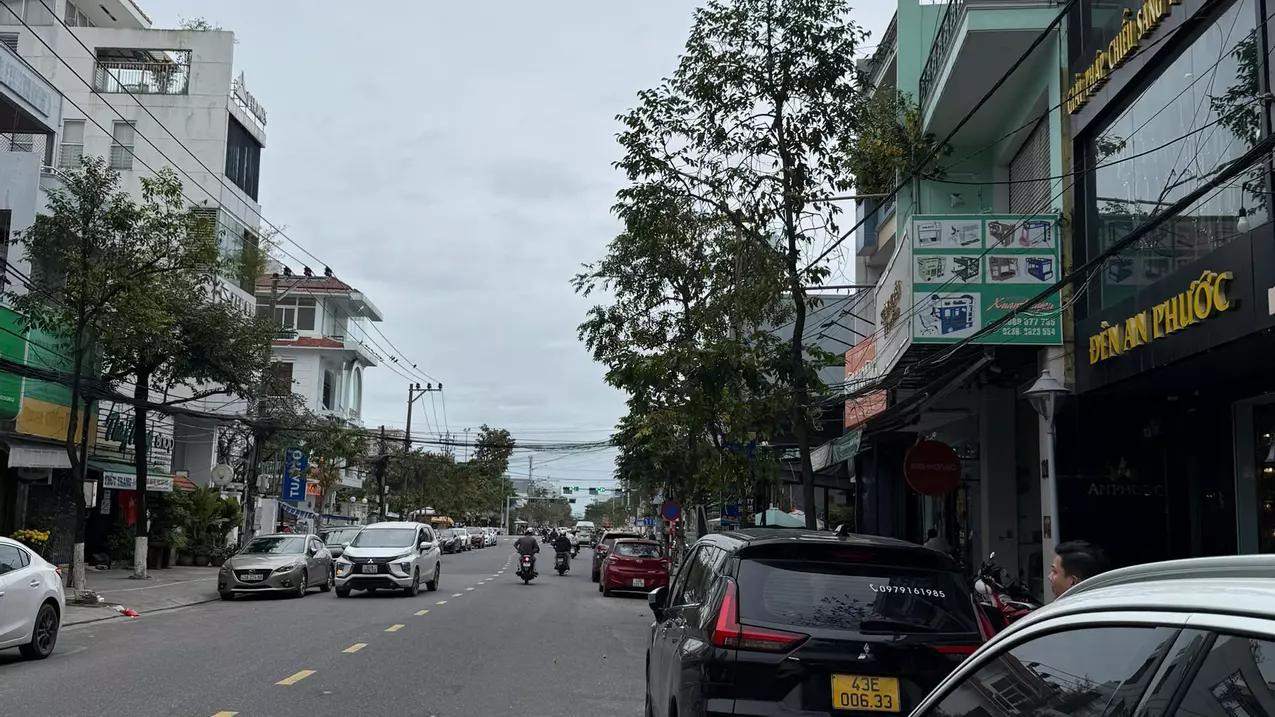 Bán LỖ nhanh nhà mặt tiền Núi Thành-anh-6