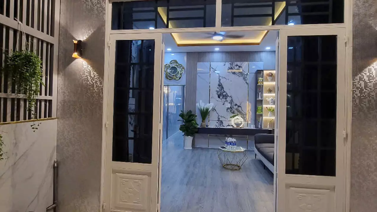BÁN NHÀ 2 LẦU 4 TỶ 170 GẦN NGÃ TƯ LINH XUÂN .TP THỦ ĐỨC-anh-5