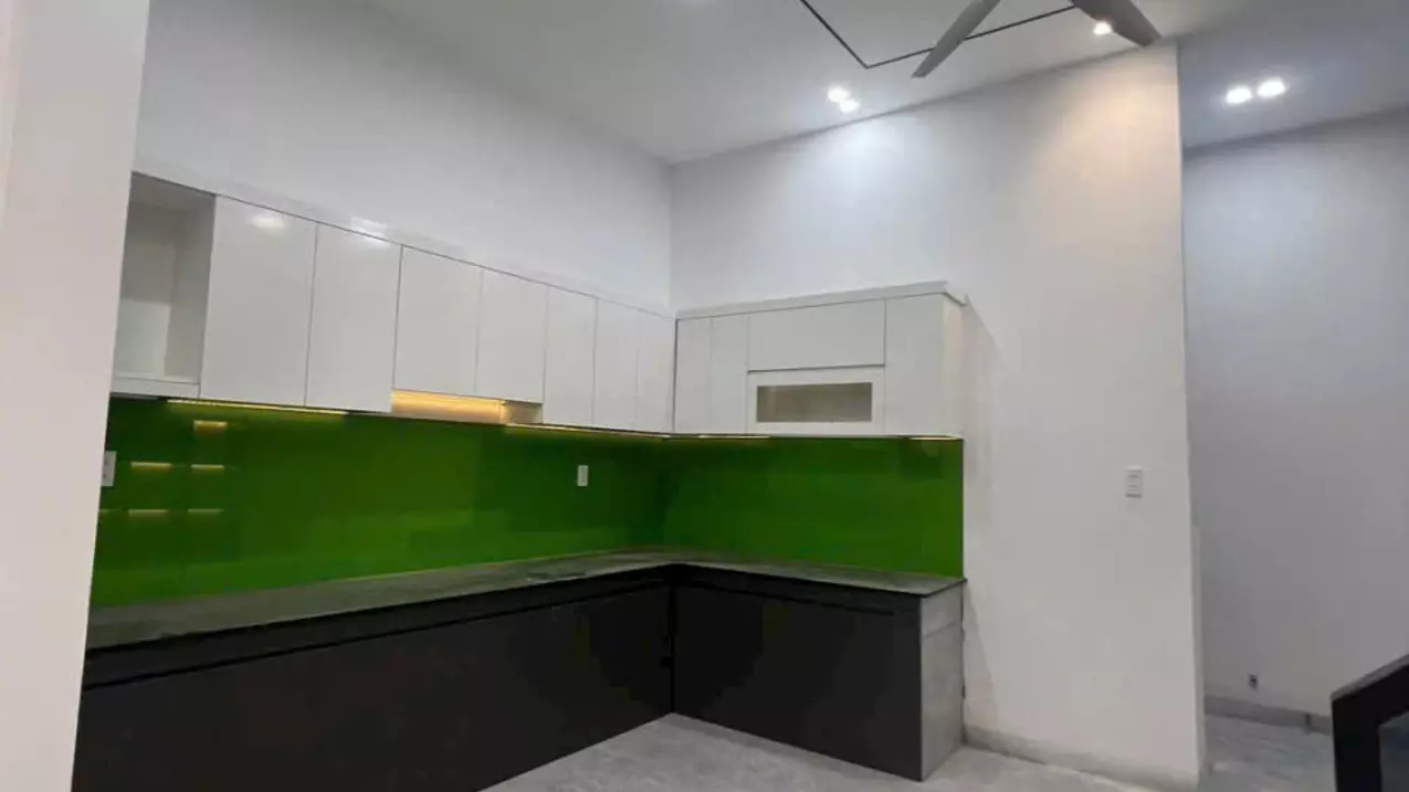 Bán nhà 2 mặt tiền xã Mỹ Hạnh Bắc dt 108m2 1 lầu 2pn,2wc , sân oto đã hoàn công giá 2,75 tỷ-anh-4