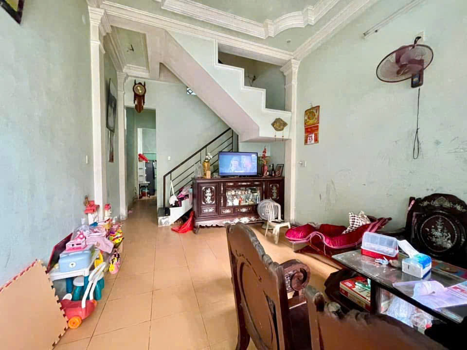 Bán nhà 2 tầng kiệt xe ba gác Nguyễn Huệ sát mặt tiền - Gần Hai Bà Trưng , Vĩnh Ninh , TP Huế ✅-anh-10