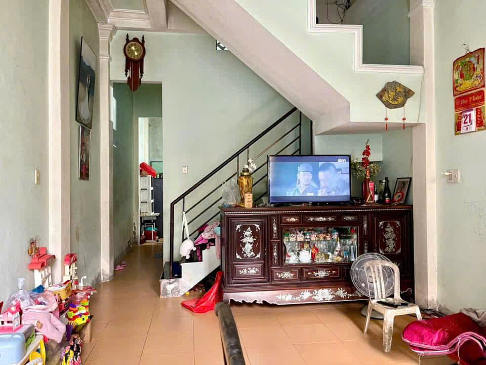 Bán nhà 2 tầng kiệt xe ba gác Nguyễn Huệ sát mặt tiền - Gần Hai Bà Trưng , Vĩnh Ninh , TP Huế ✅-anh-2