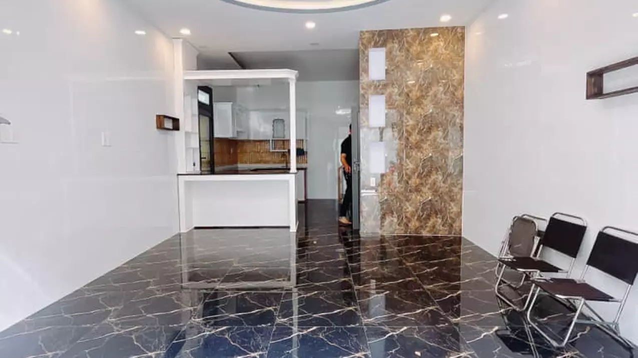 BÁN NHÀ 2 TẦNG - LÔ GÓC 2 MẶT TIỀN - NGAY TRUNG TÂM Q.7 - HẺM XE HƠI - 76M2 - 6,6 TỶ-anh-3