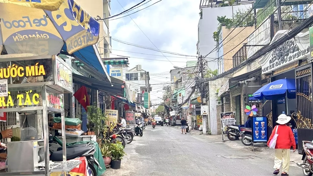 BÁN NHÀ 3 TẦNG Đ.XÓM CHIẾU KẾ NGAY MT XE HƠI- 55M2-CHỈ 6.2T- DÒNG TIỀN 12TR MỔI THÁNG- LƯU THÔNG-anh-3