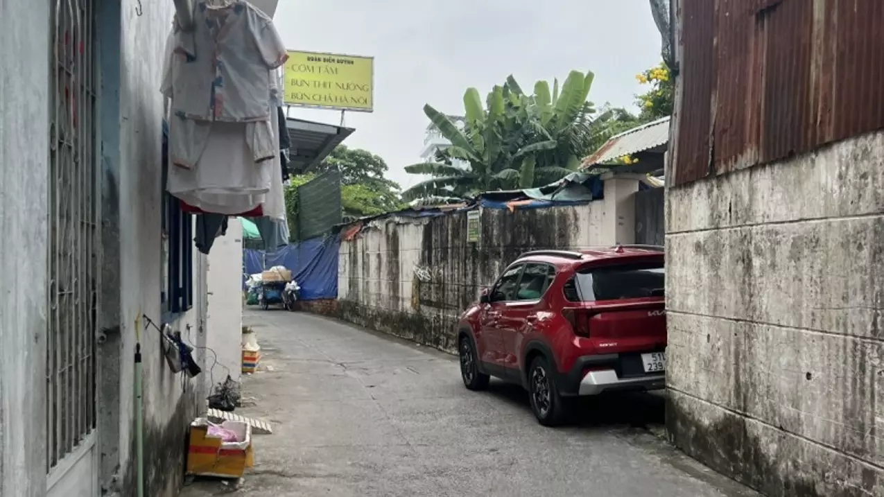 Bán nhà 48m2, Hẻm xe hơi Đường Lê Trọng Tấn, Quận Tân Phú-anh-1