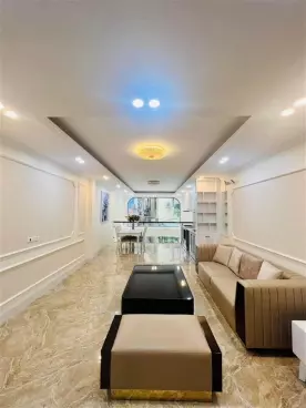 Bán 40m2 ngọc thụy 5 tầng mặt tiền 4,9 giá 5,3 tỷ lô góc ngõ ô tô.-anh-4