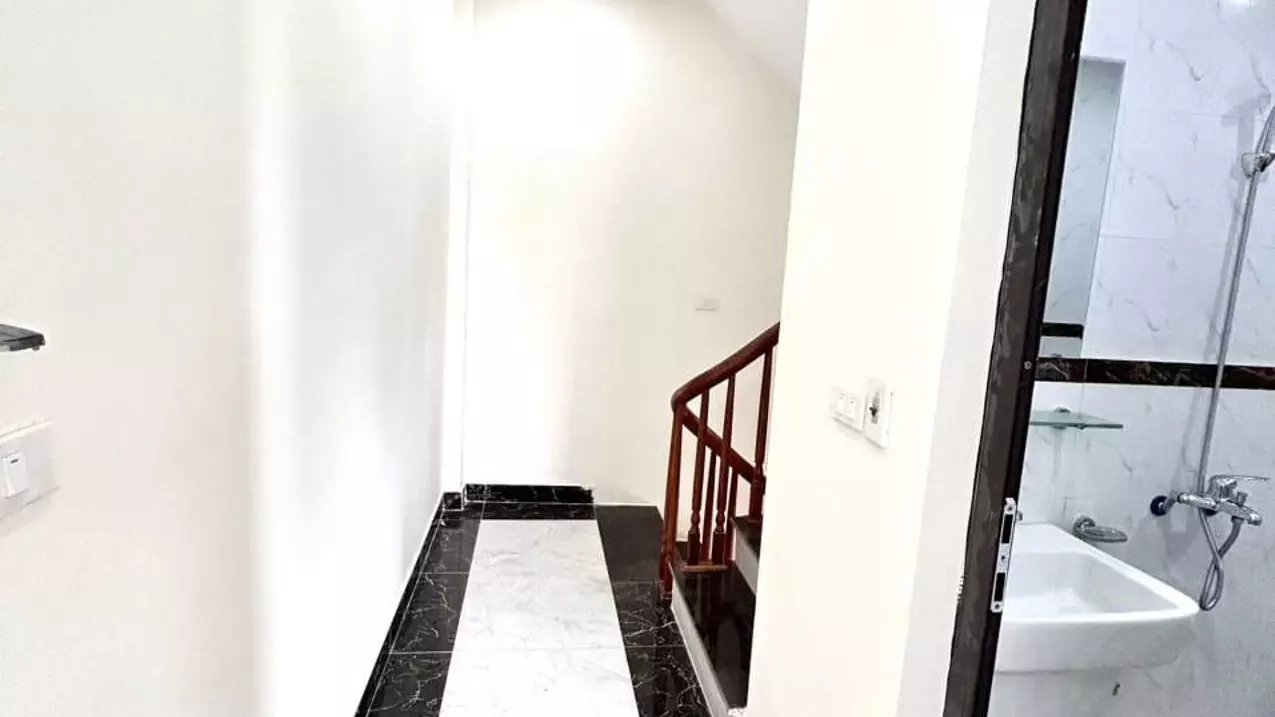 Bán nhà 5 tầng cạnh UBND huyện Hoài Đức. Căn góc, ngõ thoáng, Ôtô qua nhà. Lh 0912 65 1992-anh-5