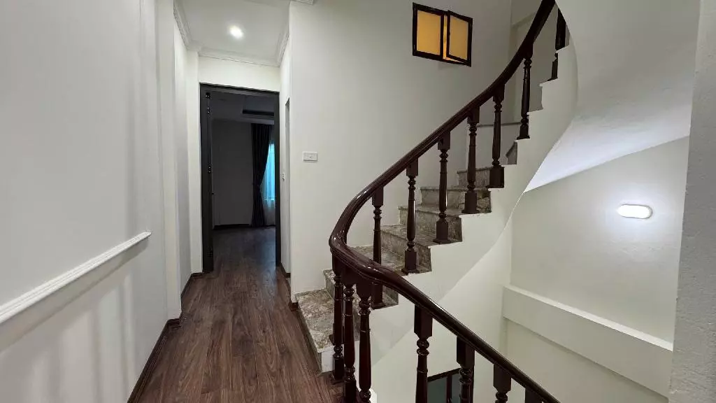 BÁN NHÀ ĂN TẾT NGUYỄN VĂN CỪ, BỒ ĐỀ, LONG BIÊN. YÊN TĨNH, NỞ HẬU. MỚI ĐẸP, 71M2*4T , 11.65 TỶ.-anh-2