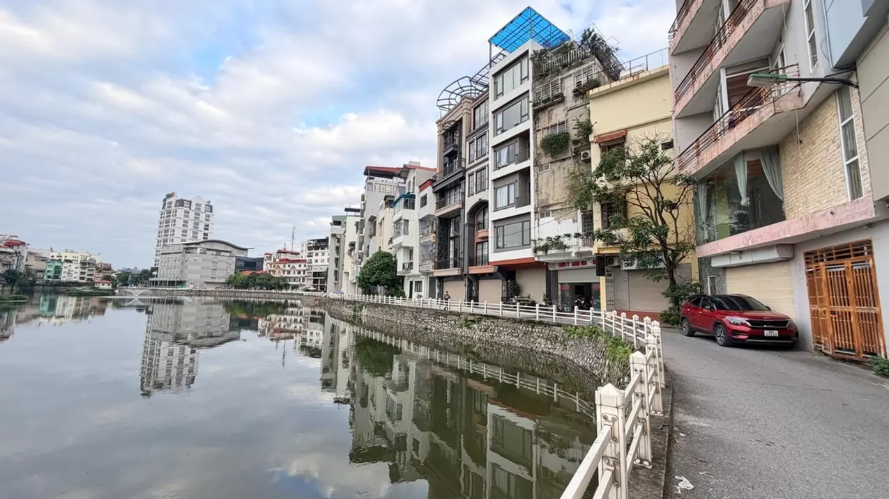 BÁN NHÀ BỒ ĐỀ 60M2- 7 TẦNG MẶT HỒ- 6 SAO- HƠN 40 TỶ-anh-1