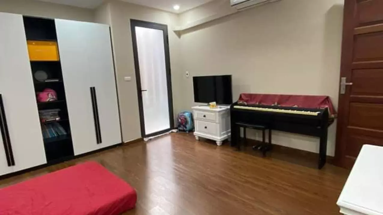 Bán Nhà Đẹp, Nguyễn Trãi, Thanh Xuân, Gần Phố, Cách Ô Tô 20m, DT 42m2, 5 Tầng, Nhỉnh 5 Tỷ.-anh-4