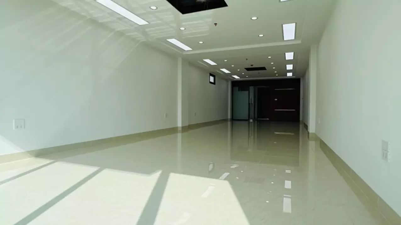 Bán nhà đẹp Việt Hưng- Vỉa hè- Oto tránh- Kinh doanh-90m 5 tầng thang máy hơn 20 tỷ(TL)-anh-1