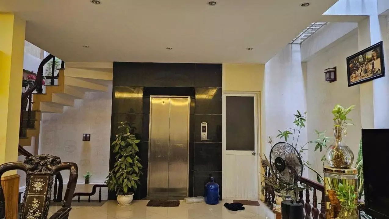 Bán nhà đẹp Việt Hưng- Vỉa hè- Oto tránh- Kinh doanh-90m 5 tầng thang máy hơn 20 tỷ(TL)-anh-5