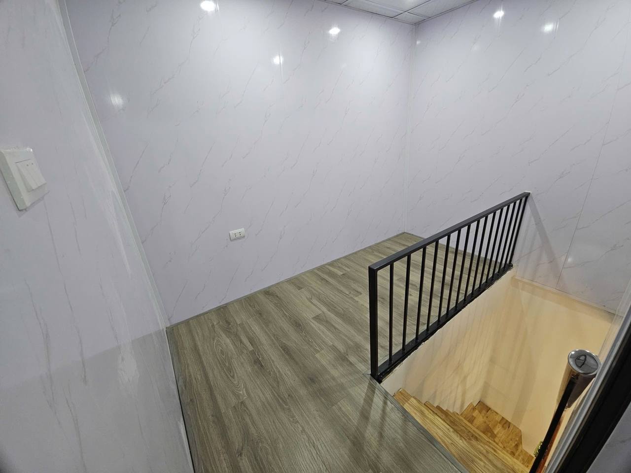 Bán nhà Đông Thiên giá 1.5 tỷ, diện tích 20m2, 2 tầng, mặt tiền 3.5m-anh-8