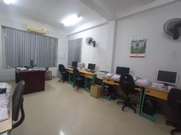 Chỉ 7,5 tỷ, nhà mặt phố lạc long quân.5 tầng ,ô tô.-anh-3