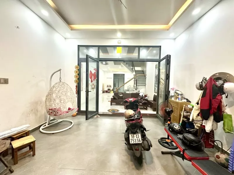 Bán nhà đường số 6, KDC Êm Đềm, Linh Xuân, Thủ Đức, TP HCM. DT 90 m2, 4 tầng. Giá 8,9 tỷ-anh-1
