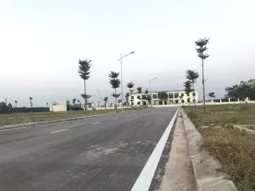 Bán lô Hồ Công Dự - Bích Động, trục kinh doanh café, nhà hang, mặt tiền 6m.-anh-1