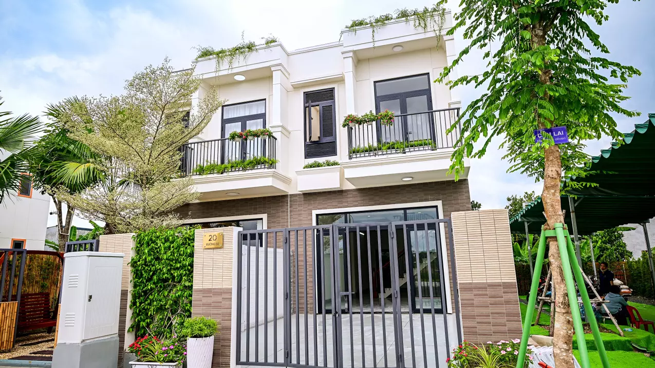 Bán nhà gấp ngay thành phố tân uyên chỉ 2.4 tỷ có shr-anh-1
