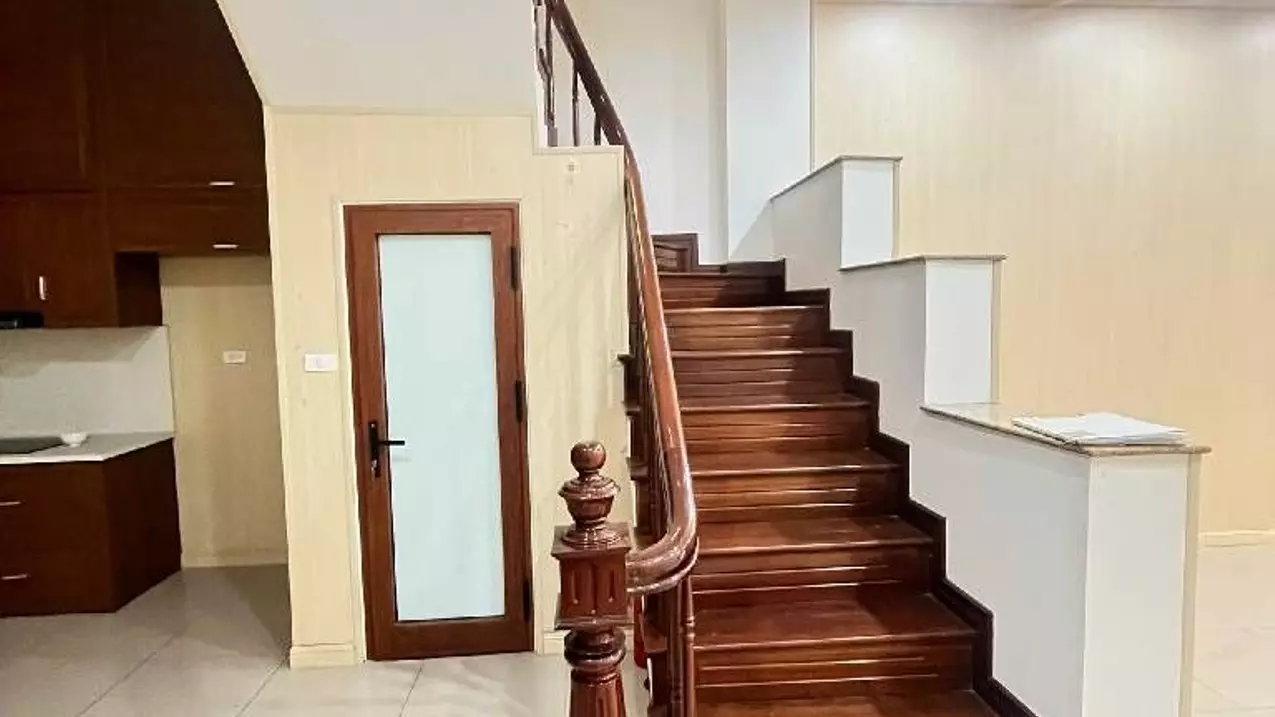 Bán nhà Gia Quất Ngọc Lâm- Sát Phố- Full NT- 50m 5 tầng - oto tránh - nhỉnh 12 tỷ-anh-1