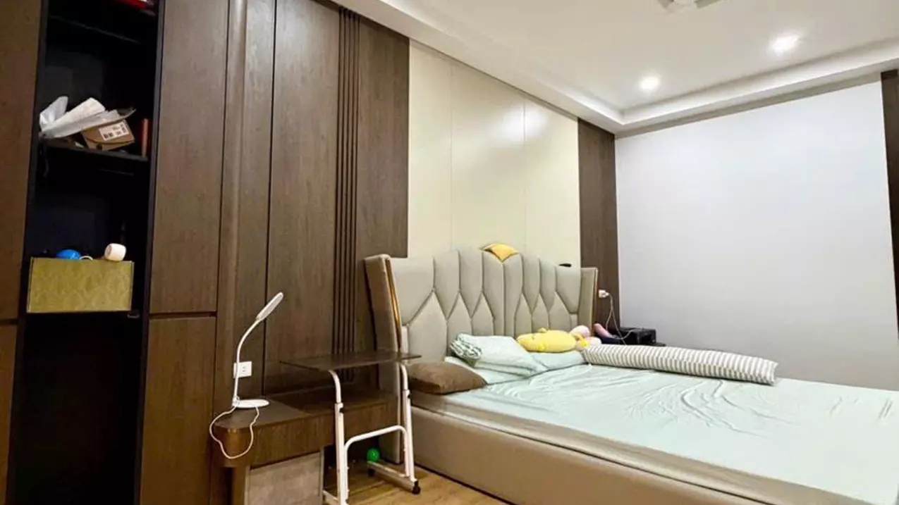 Bán nhà Hoa Lâm 64m 6 tầng thang máy ngay sau GO Long Biên giá 18 tỷ-anh-4
