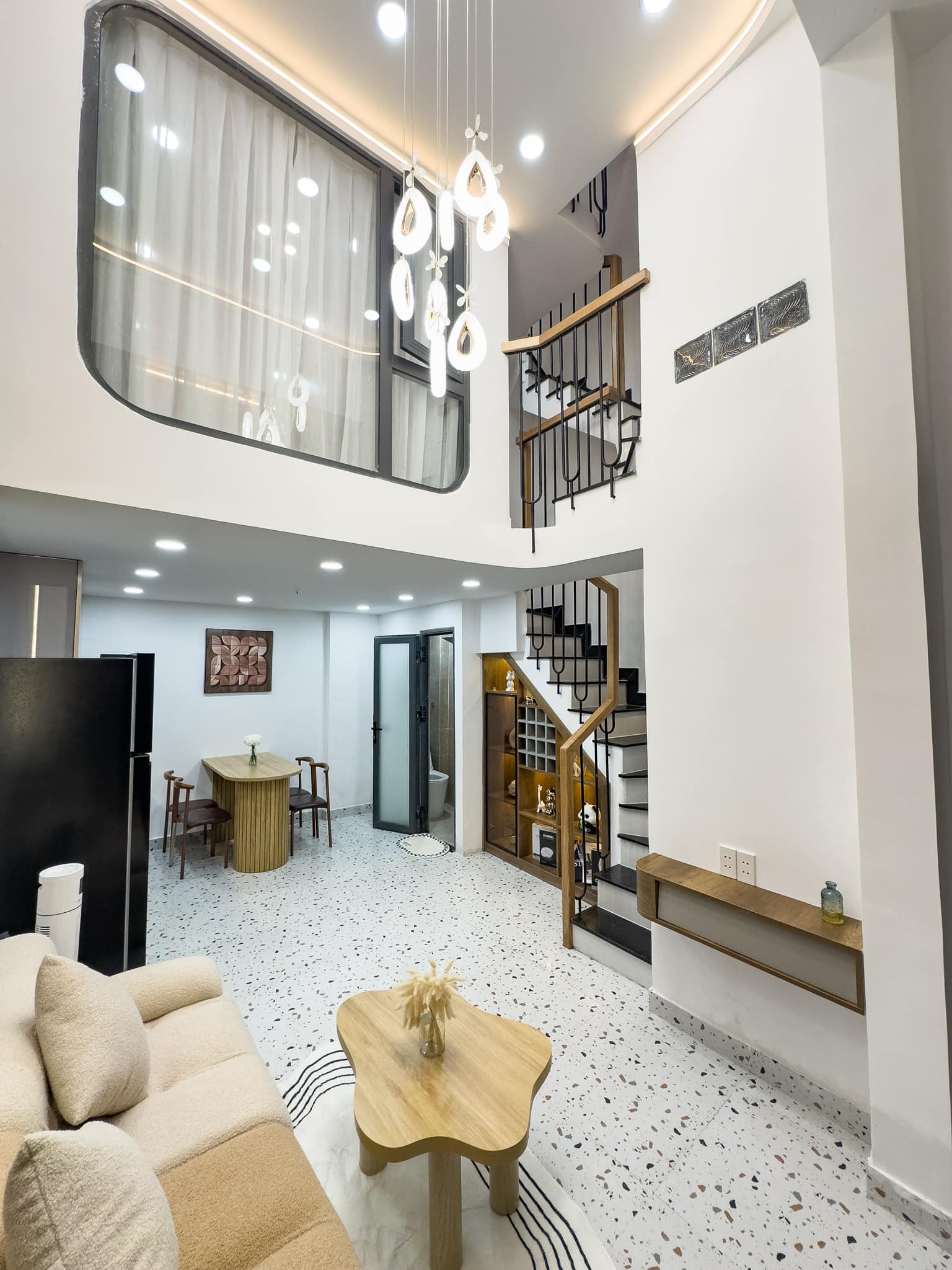 Bán Nhà khu Huỳnh Văn Bánh 3 Tầng 3 P.Ngủ Nhỉnh 4 Tỉ-anh-2