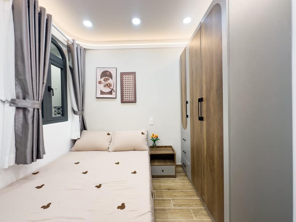 Bán Nhà khu Huỳnh Văn Bánh 3 Tầng 3 P.Ngủ Nhỉnh 4 Tỉ-anh-4