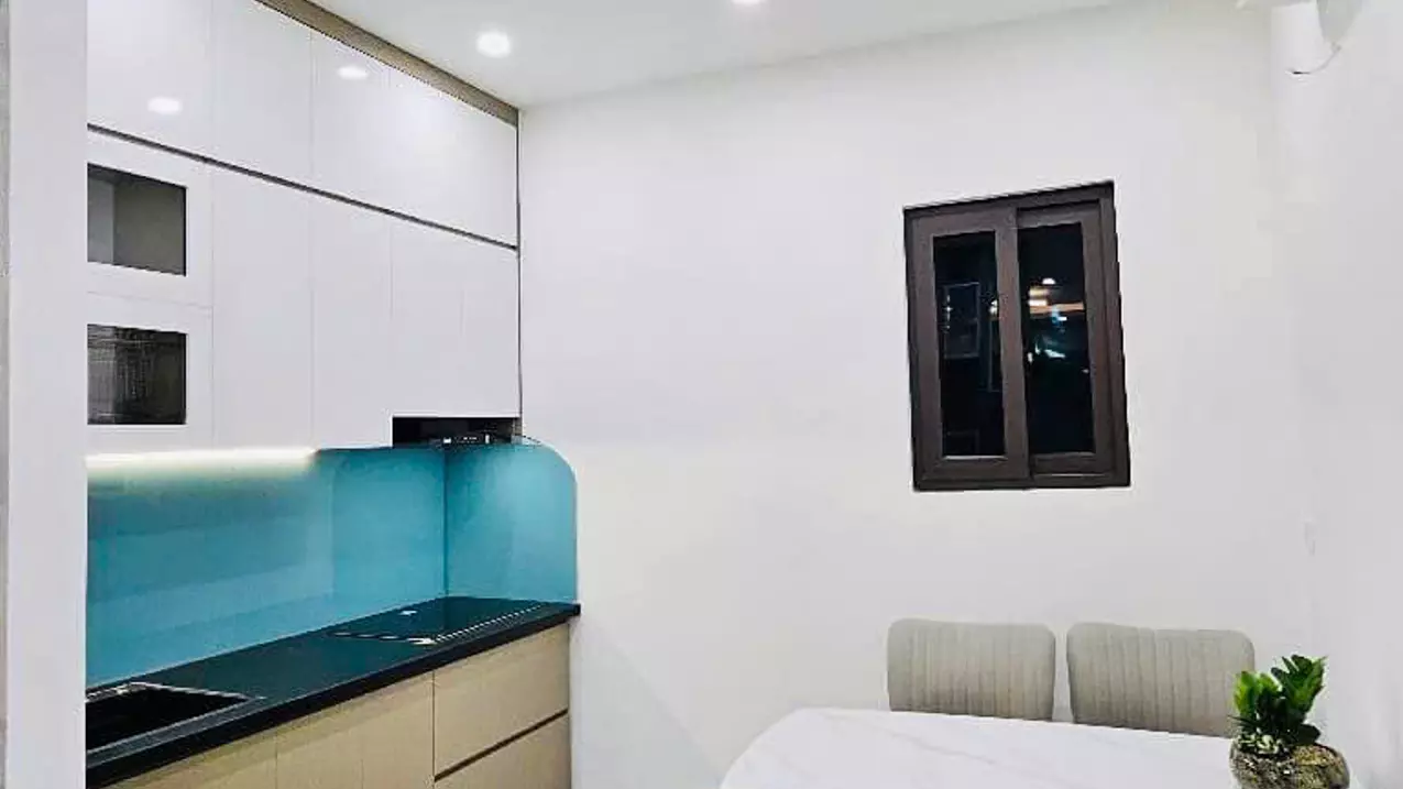 BÁN NHÀ LẠC LONG QUÂN 35M2 - GIÁ NHỈNH 6 TỶ - SỔ HOA HẬU  - 20M Ô TÔ TRÁNH - NGÕ THÔNG TRƯỚC NHÀ-anh-2