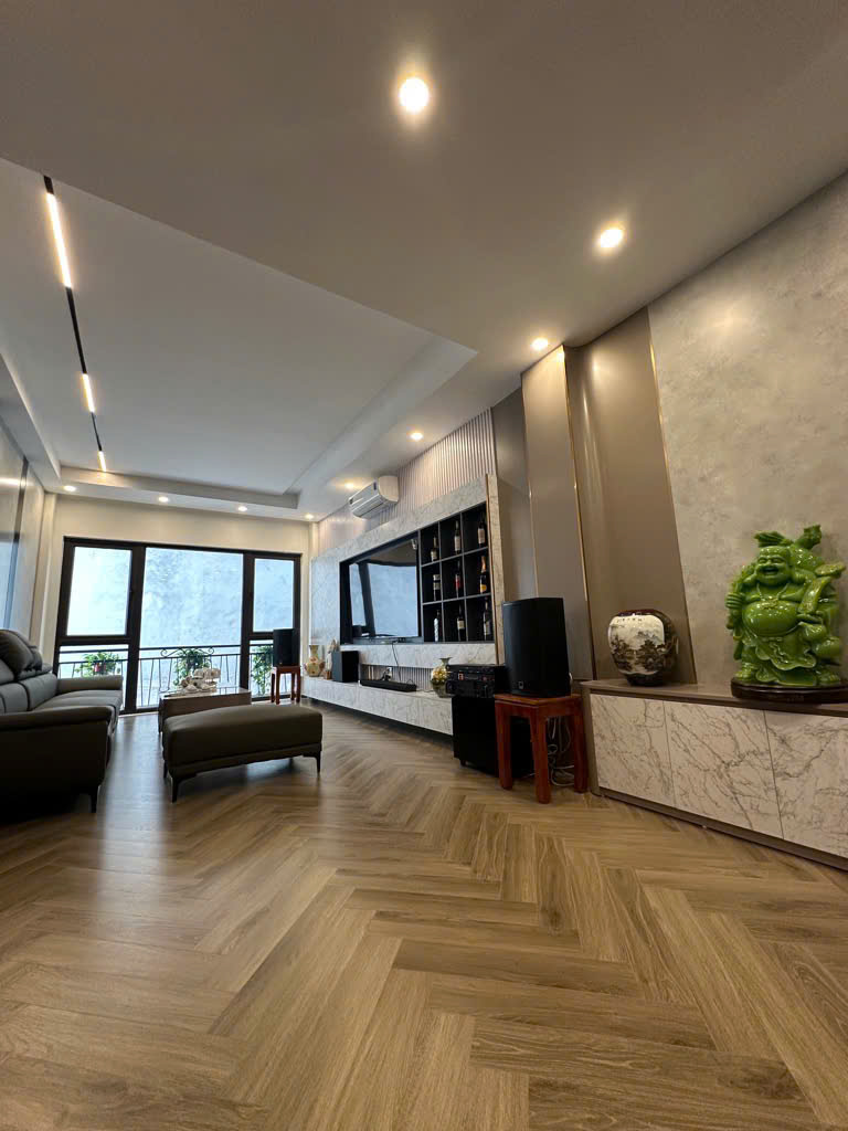 Bán nhà Lâm Du 50 m2 * 6 tầng* 13.1 tỷ, mặt phố kinh doanh, thang máy-anh-1