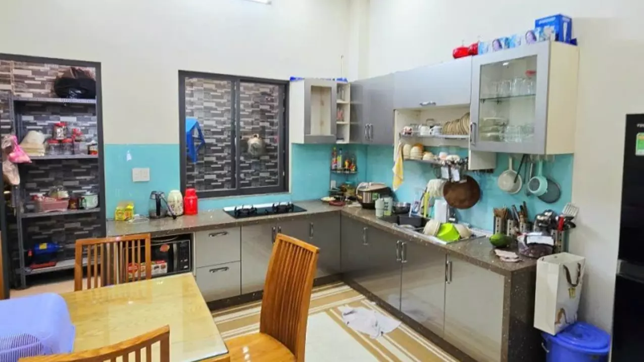 Bán nhà mặt phố đường 827, Phường Phú Hữu,  Q.9, Thủ Đức, TP HCM. DT  64m2, 4 tầng, SHR. Giá --anh-3