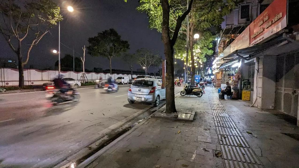 Bán nhà mặt phố Lê Trọng Tấn hạ 3 tỷ 52m2, 5 tầng, 2 thoáng vỉa hè rộng view thoáng-anh-1