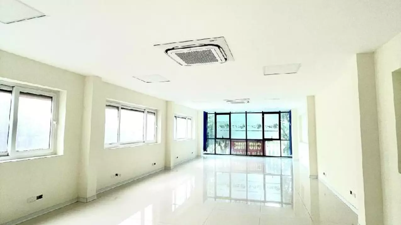 Bán nhà mặt phố Lê Trọng Tấn hạ 3 tỷ 52m2, 5 tầng, 2 thoáng vỉa hè rộng view thoáng-anh-3