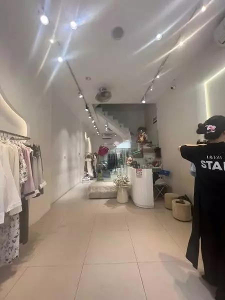 Bán nhà mặt phố Nguyễn Hy Quang, Đống Đa 44m, 5 tầng, mt 5.2m. Giá: 23.5 tỷ-anh-2