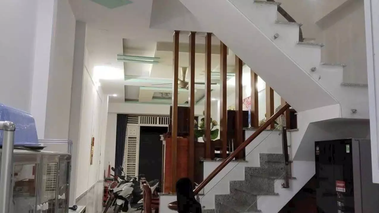 Bán nhà mặt tiền 4 tầng Bông Sao ngang 4m đối diện công viên - 0931172218-anh-2