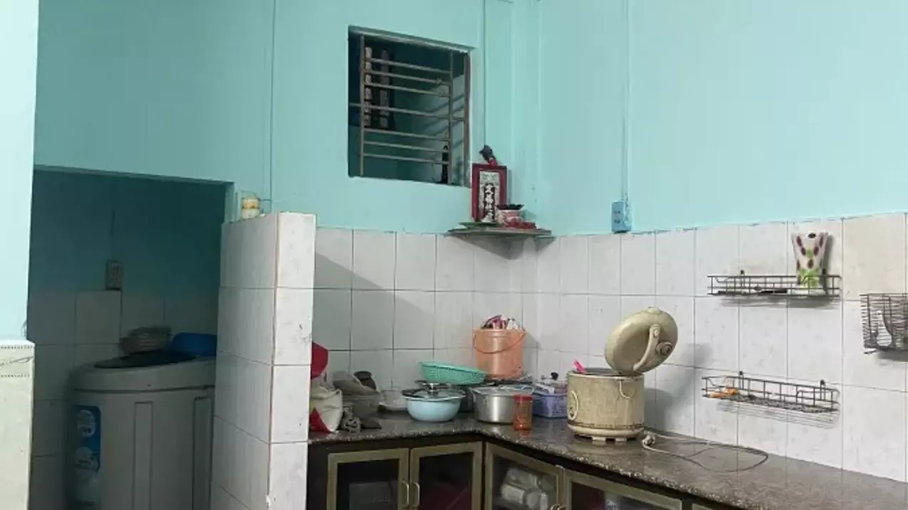 BÁN NHÀ MẶT TIỀN CHỢ TAN QUY - KINH DOANH SẦM UẤT- DÒNG TIỀN TỐT - HIẾM NHÀ BÁN-anh-2