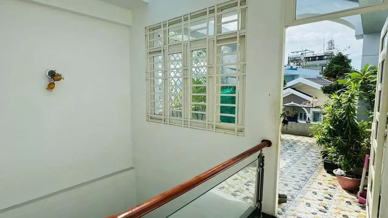 Bán nhà mặt tiền đường 33 phường Bình Trưng Tây Quận 2 cách Lê Văn Thịnh 70m 
nhà 3L vị trí đẹp-anh-4